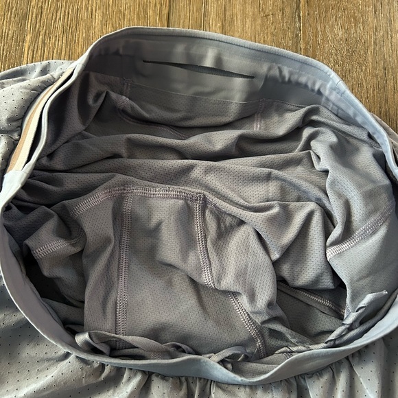 Lululemon Fast and Free Lined Shorts. 6 inch. - Picture 6 of 7